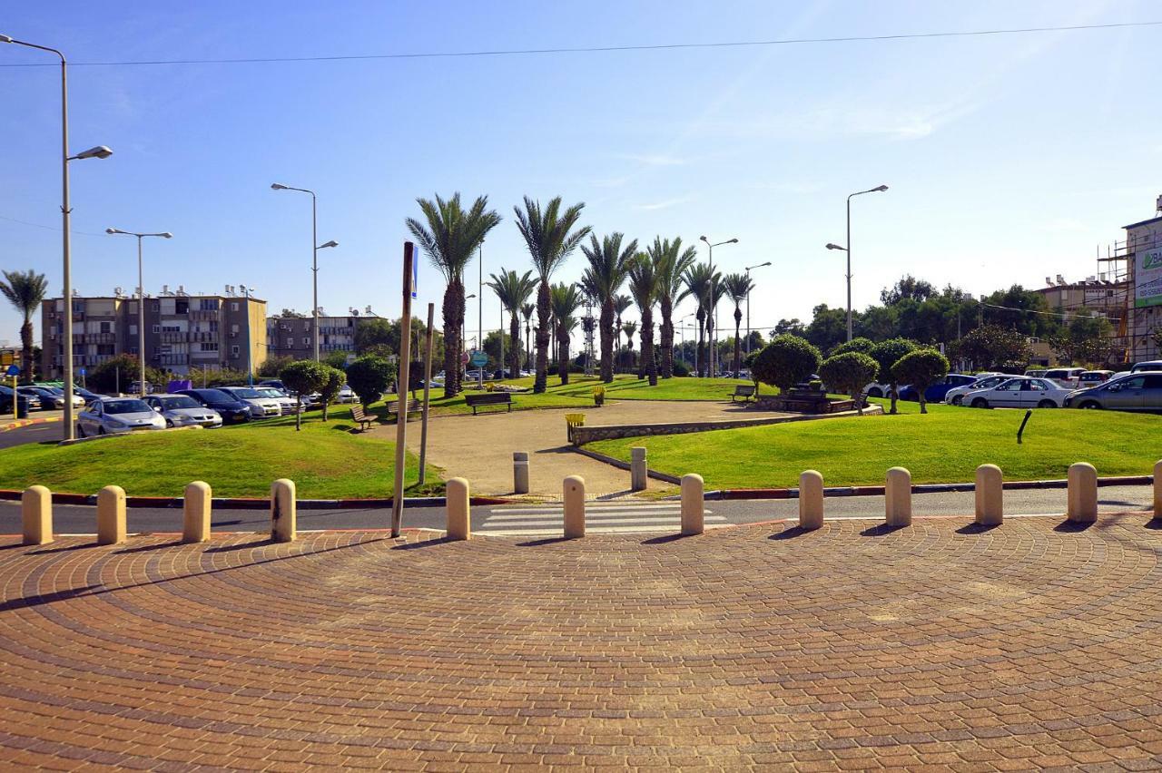 Road To The Beach Apartment By Domik Haifa Exterior foto